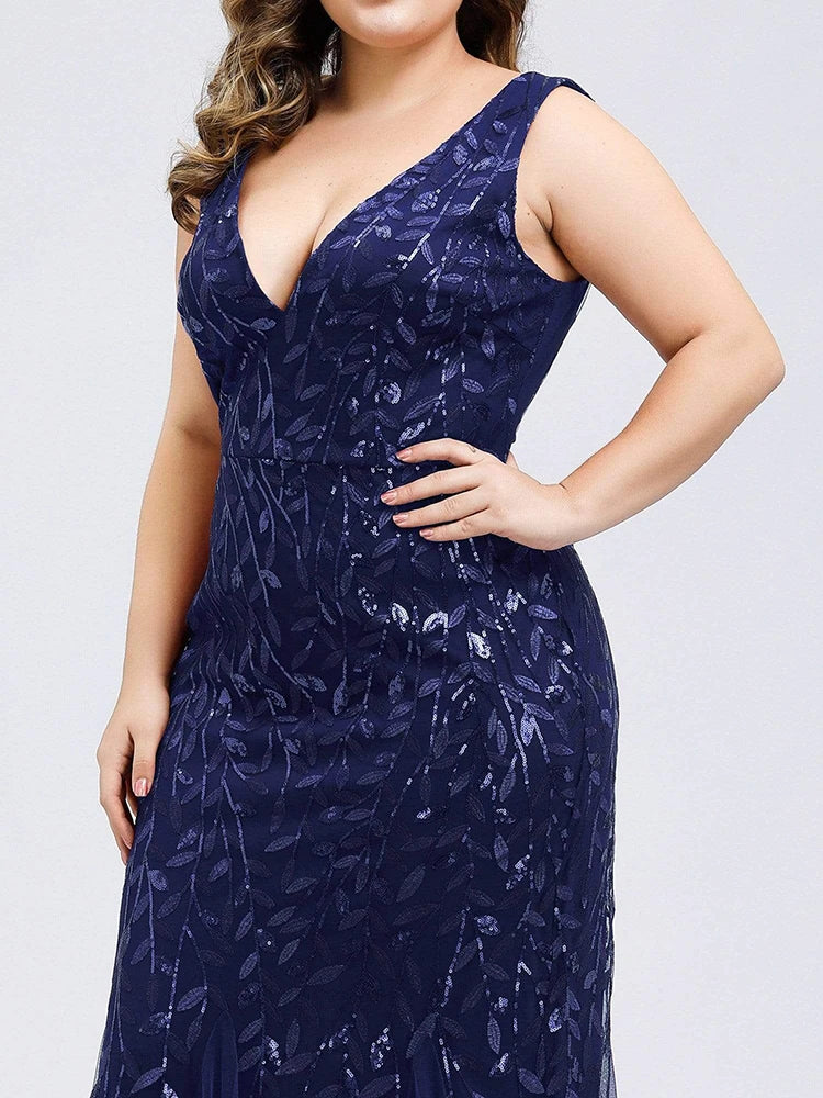 Plus Size Sleeveless V Neck Mermaid Cocktail Dress.