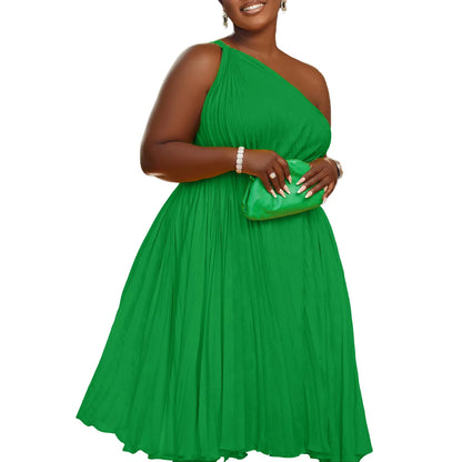 Pleated Slanted Shoulders Swing Strap Evening Dress.