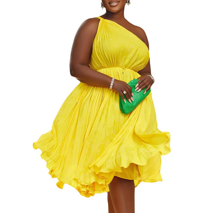 Pleated Slanted Shoulders Swing Strap Evening Dress.