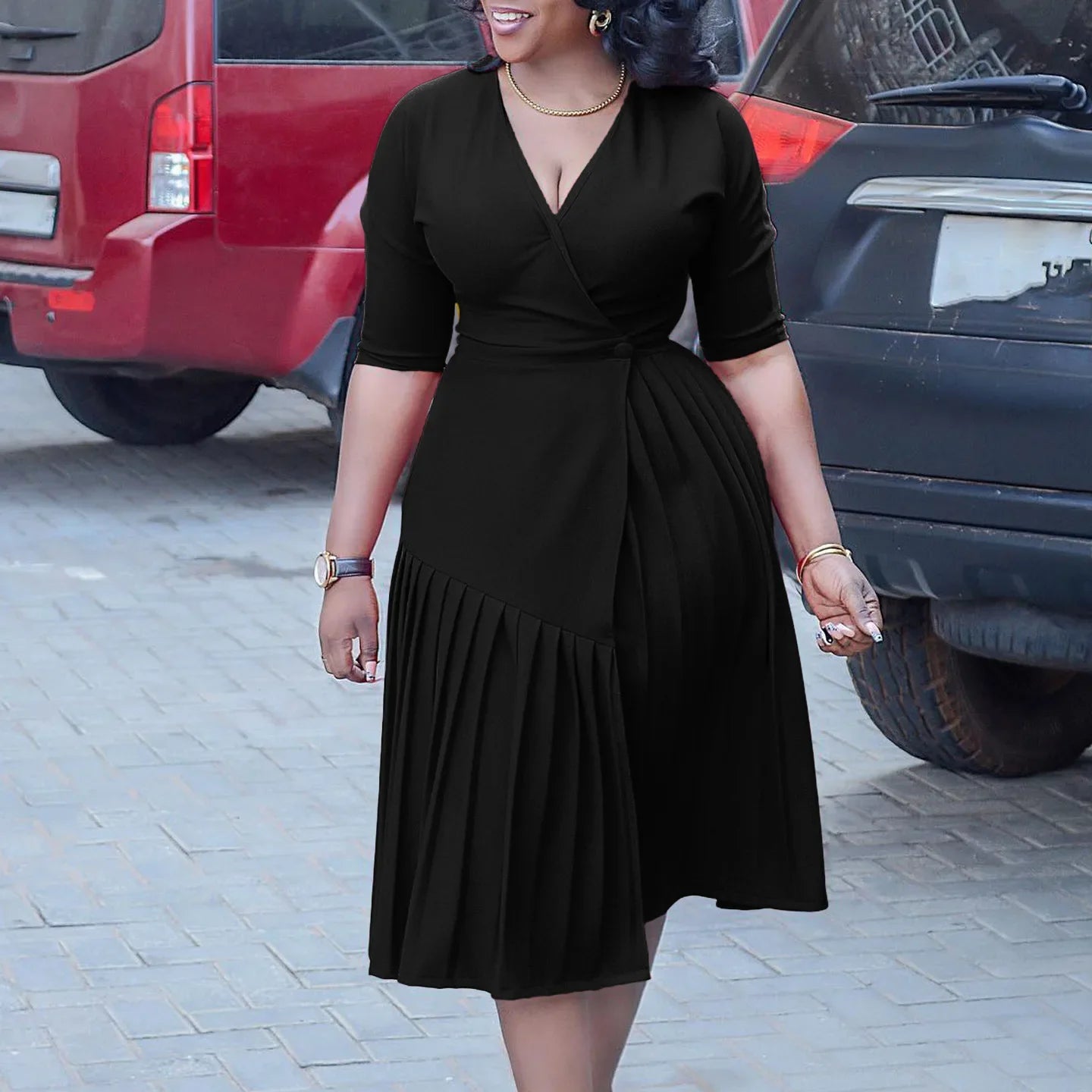 Pleated V Neck Short Sleeve Midi Dress.