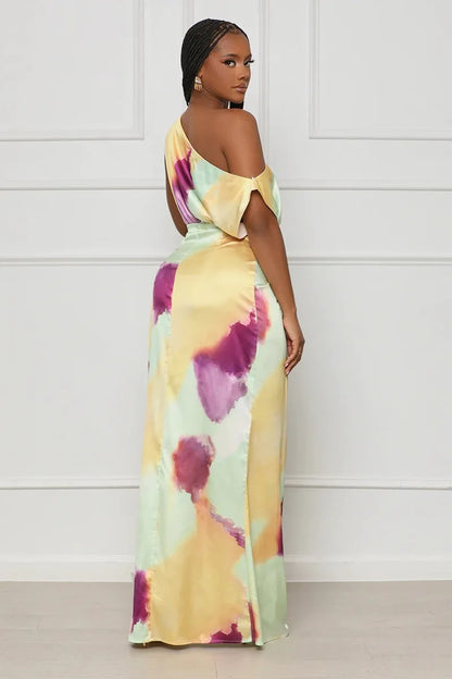 Sexy Sleeveless Slanted Shoulder Vibrant Gradient Slit Dress.