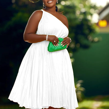 Pleated Slanted Shoulders Swing Strap Evening Dress.